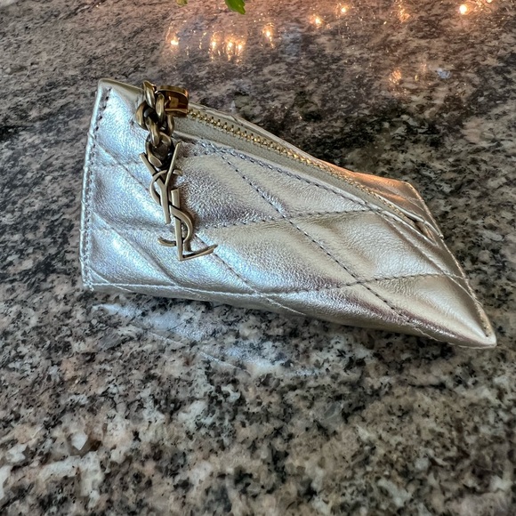 Yves Saint Laurent Berlingo Charm Key Pouch - Picture 2 of 9